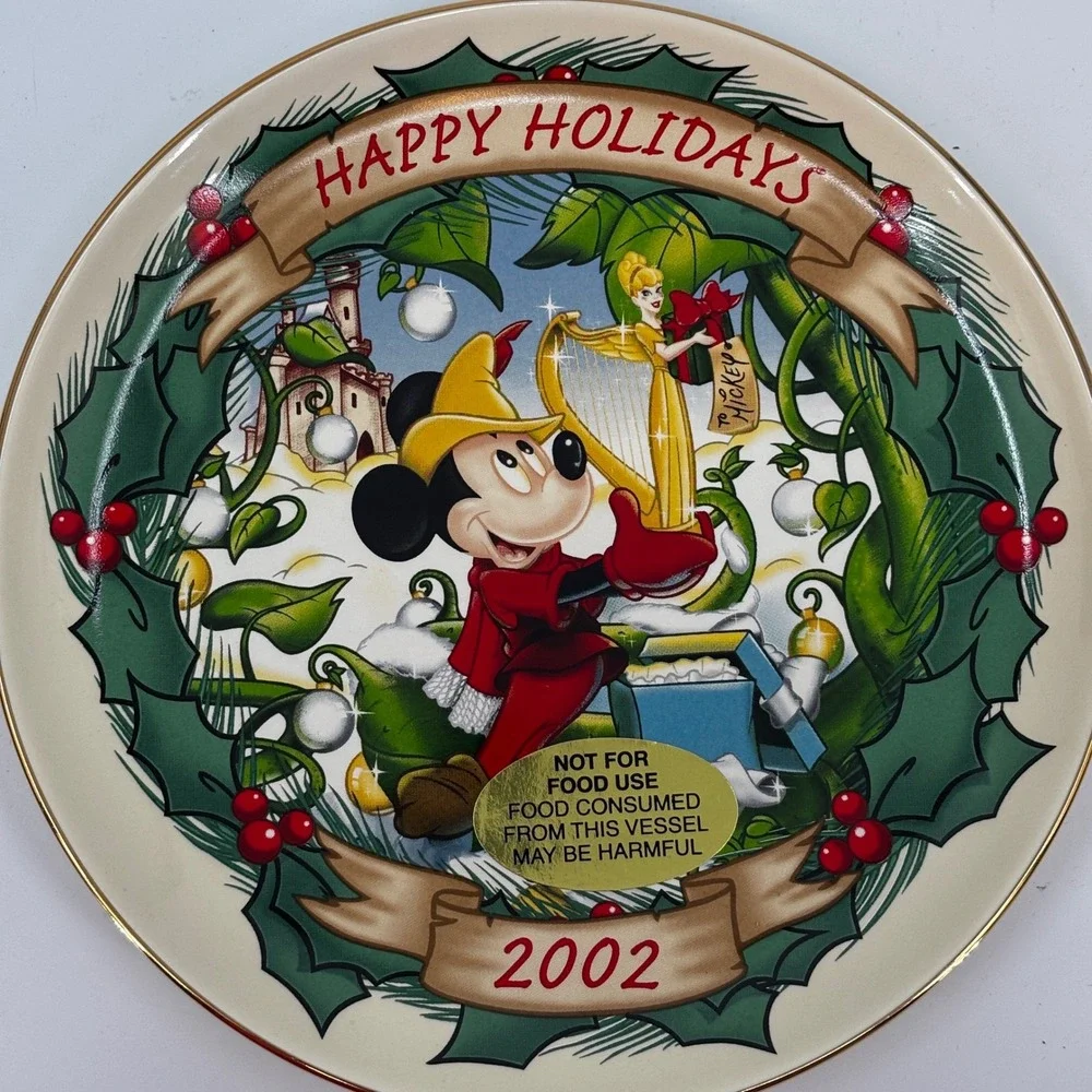 Disney Collector Plate Mickey and the Beanstalk 2002 Christmas 8in Multicolor